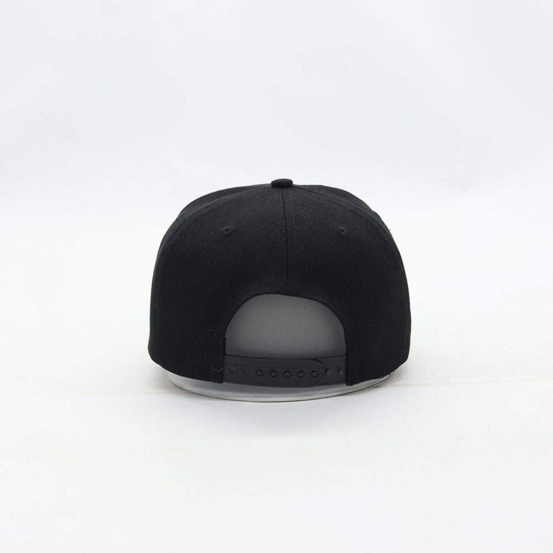 Insignia Snapback - Black / Bone